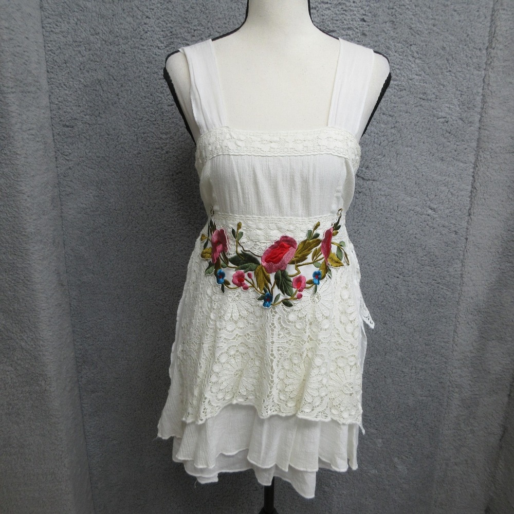 Maggie Embroider Floral Boho Dress Women M White 100%Cotton Lace Tiered Sundress